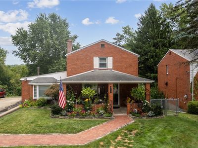 945 Roland Rd, Pittsburgh, PA, 15221
