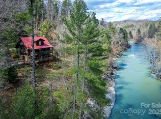 351 Chickadee Ave, Lake Lure, NC 28746