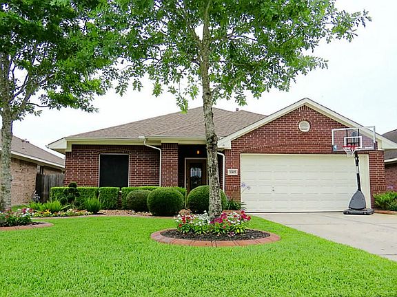 2nd image of 32403 Golden Oak Park Ln