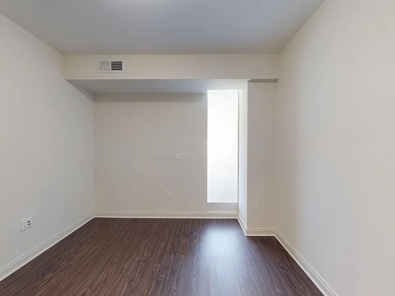 Eleven55 Ripley — Photo 72