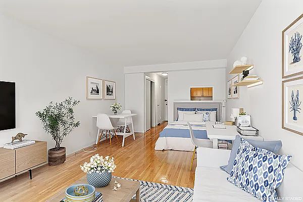 1st image of 25 W 13th St APT 1JN
