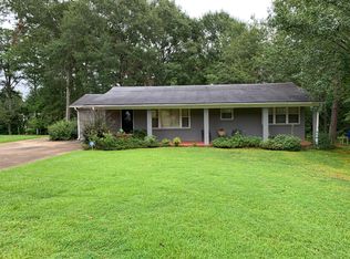 556 Poplar Ave, Philadelphia, MS 39350