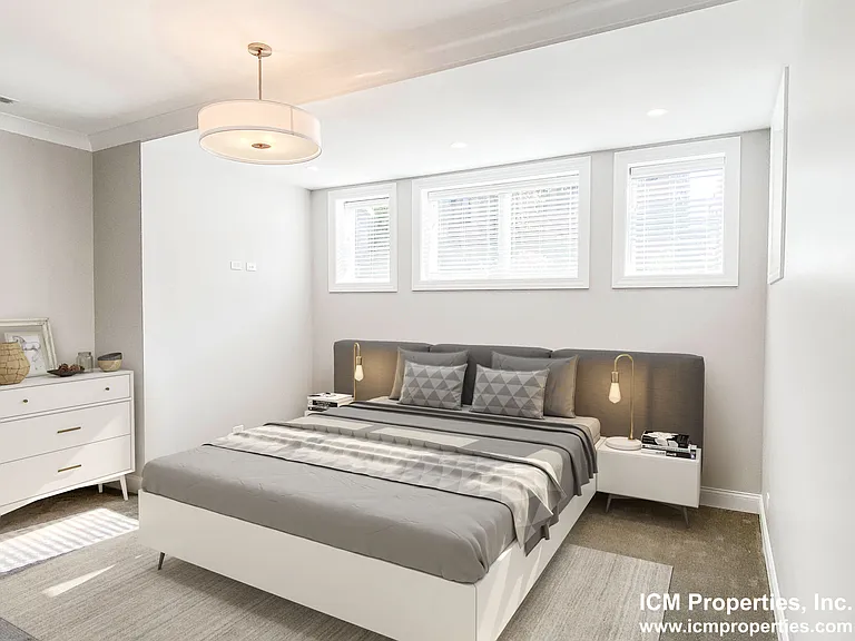 3349 N Kenmore Ave #1 — Photo 3