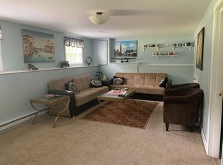 23 Burnham Rd, Billerica, MA 01821