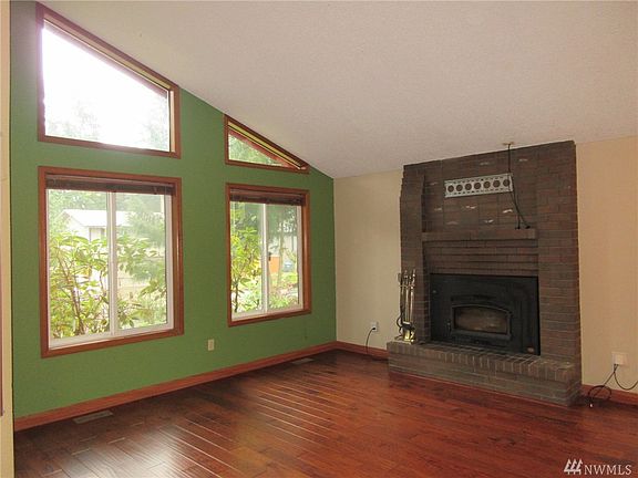 3rd image of 13107 119th Street Ct E