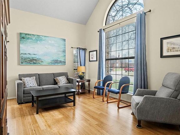 3rd image of 2717 Cherlin Pl