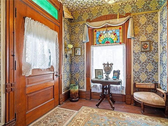 12th image of this home