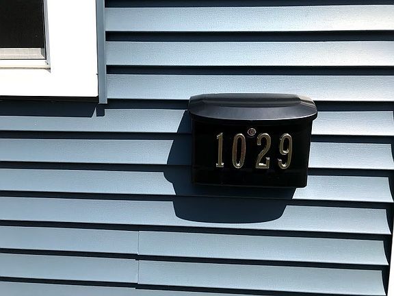 Welcome to 1029 S. 15th Street in Manitowoc Wisconsin!