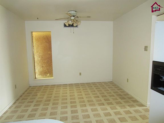 4th image of 2704 Crestview Dr