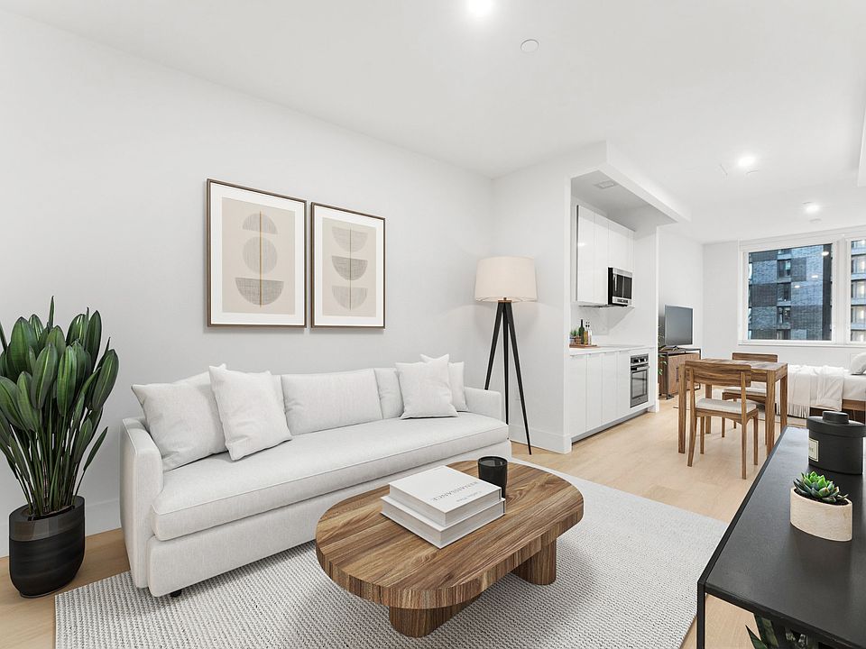 1st image of 55 Broad St #902