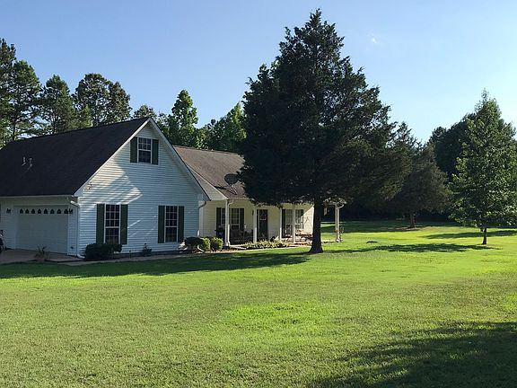 2nd image of 130 Knollwood Dr