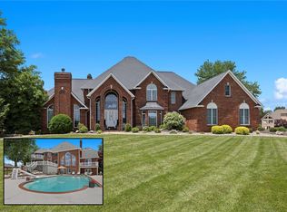 3321 Fairway Dr, Highland, IL 62249