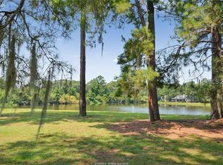 22 Hunting Ct, Bluffton, SC 29910