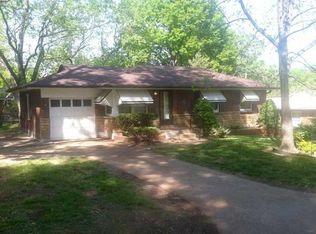 9953 Delhi Dr, Saint Louis, MO 63137