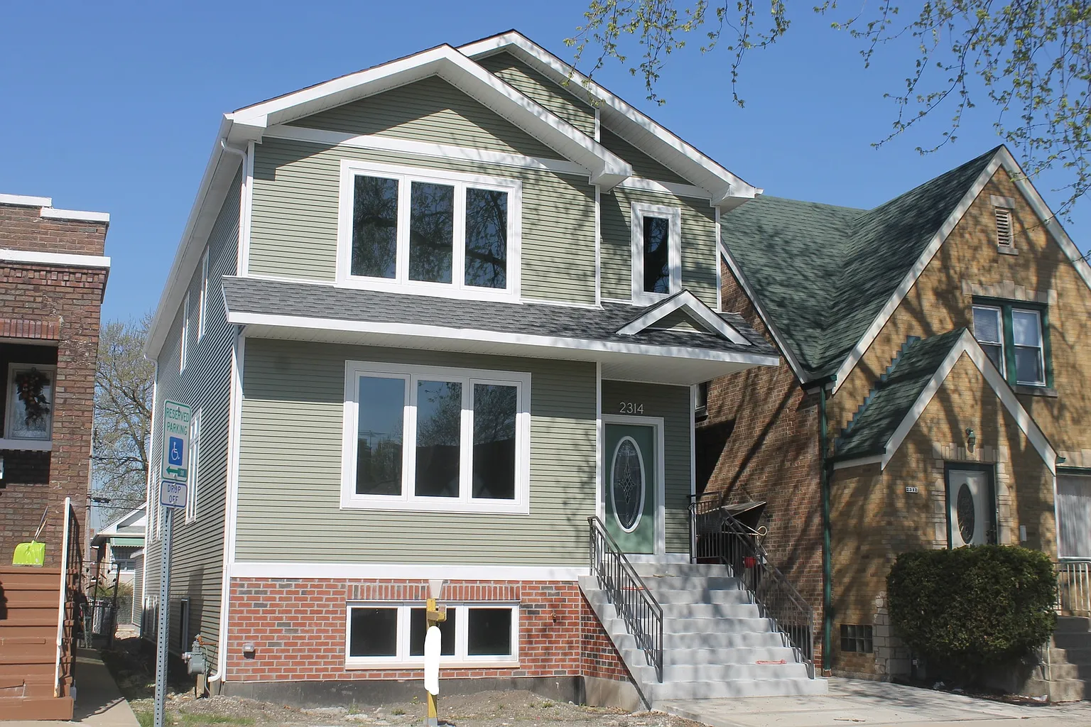 2314 Highland Ave photo 1