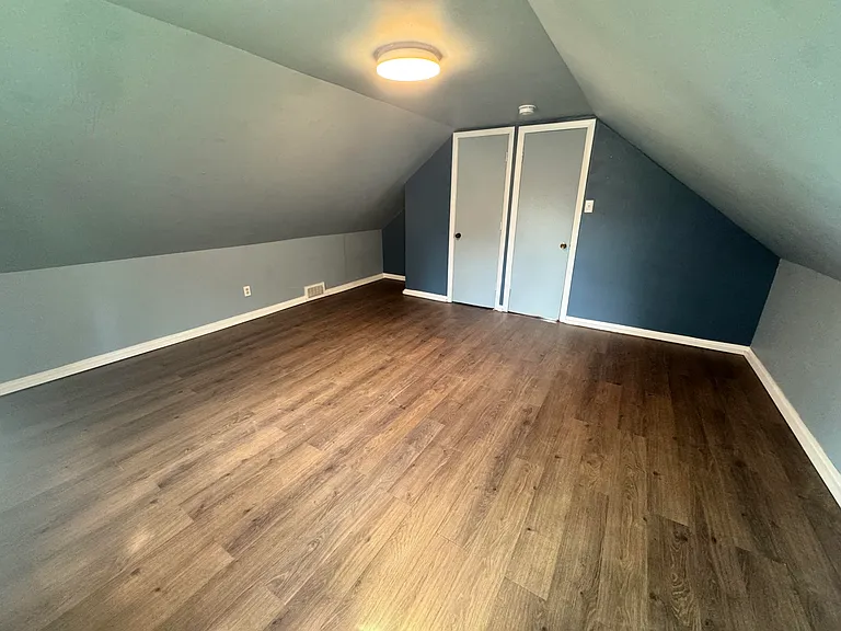 28 Forest St — Photo 20