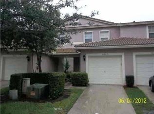 8657 N Southgate Shores Cir, Fort Lauderdale, FL 33321