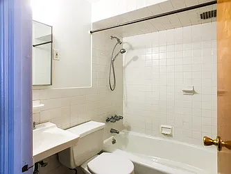 Rented by Sheila M Apfel, LREB
