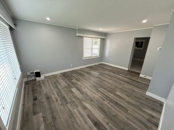 2 bedroom rental in Abbotsford — photo 8
