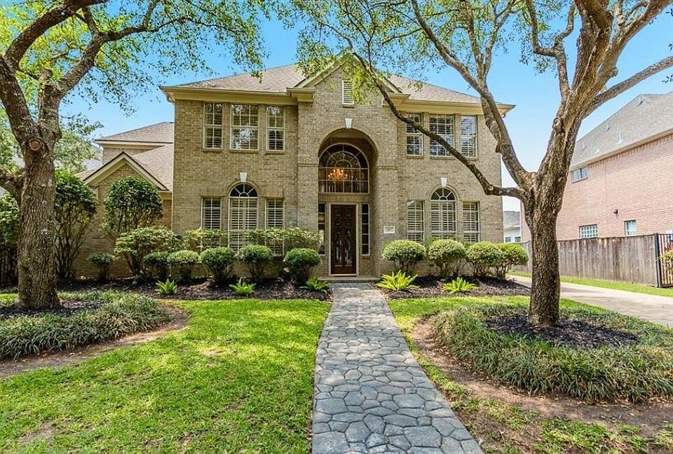 1st image of 40 Fosters Green Dr