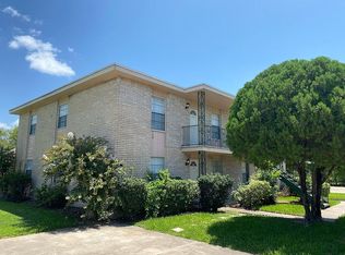 910 Simpson Rd, Victoria, TX 77904