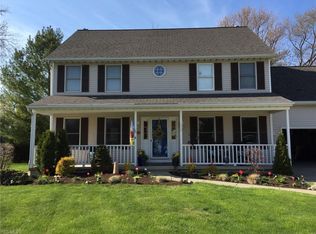 132 Latimer Ct, Sheffield Lake, OH 44054