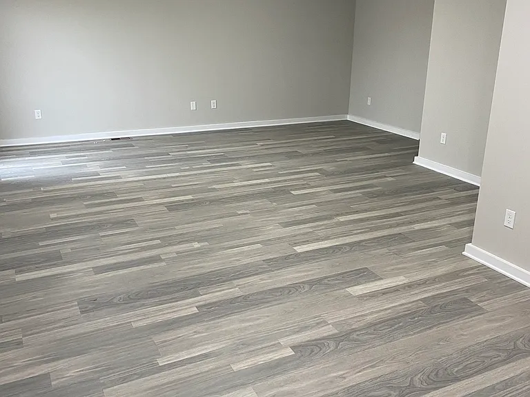 1358 S Main St — Photo 10