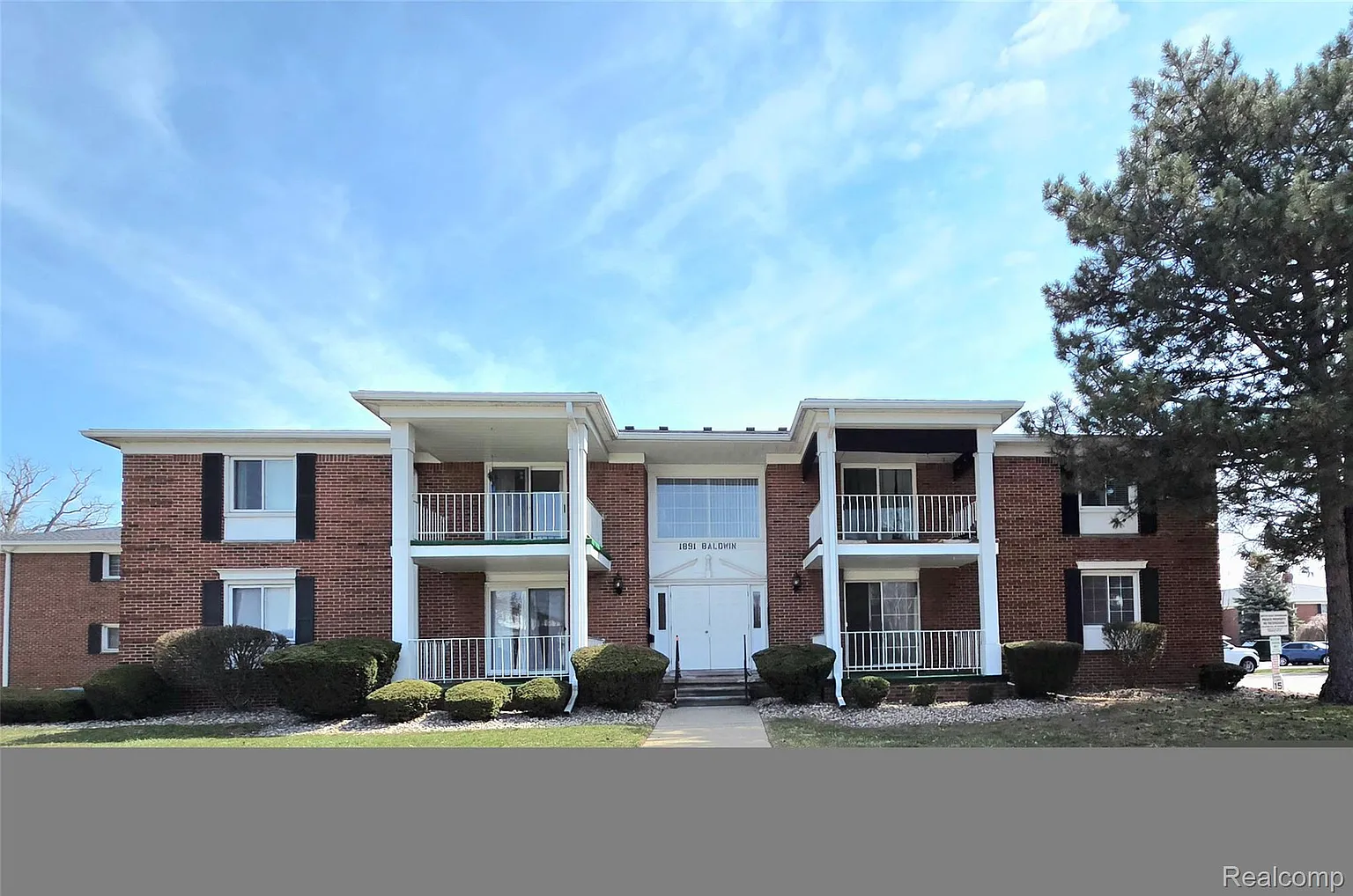 1891 Baldwin Dr APT 4 photo 1