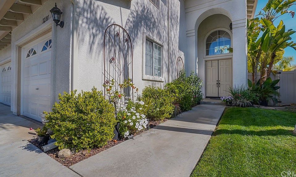 32181 Via Benabarre, Temecula, CA 92592 Zillow