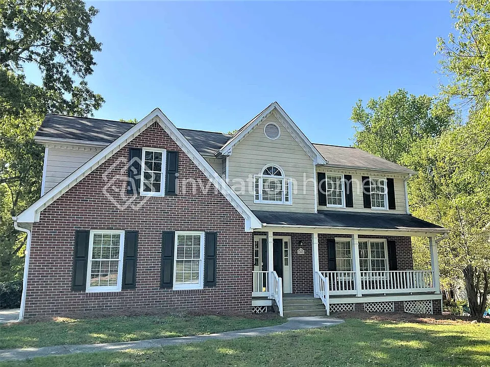 1902 Rockbrook Ct