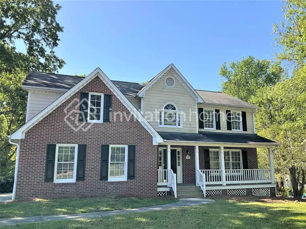 1902 Rockbrook Ct, Snellville, GA 30078