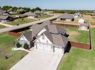 4145 Thunderhead Rd, Norman, OK 73072