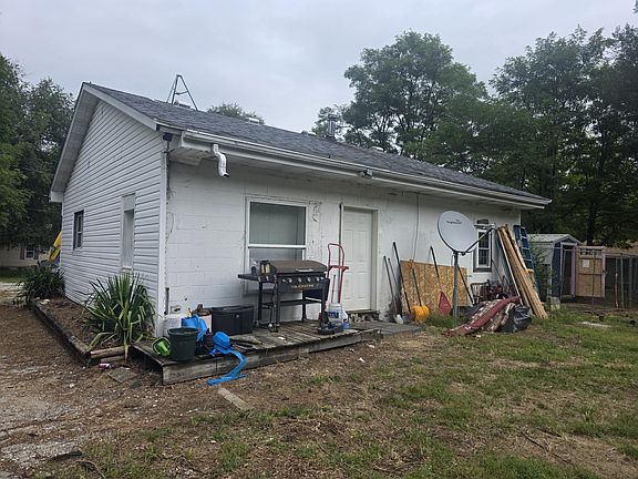 3rd image of 5896 S U Rd W