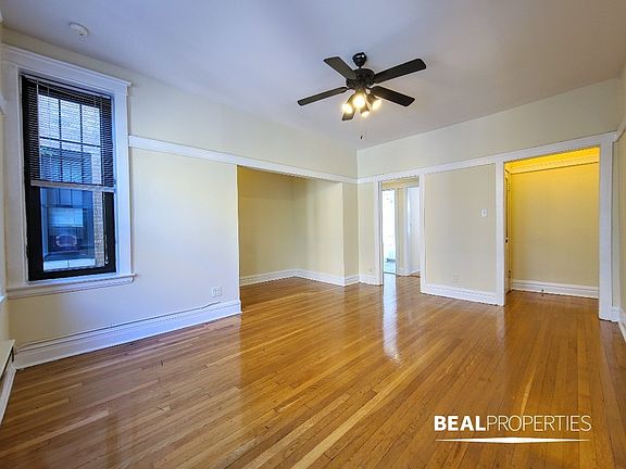 5th image of 725 W Barry Ave #A2