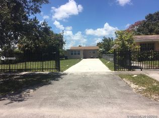 1061 NW 121st St, North Miami, FL 33168