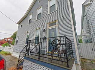 14 Cottage St, Troy, NY 12180
