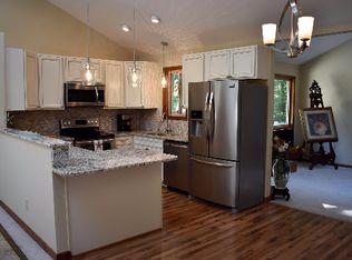 15 Sandyhook Rd, Berlin, MD 21811