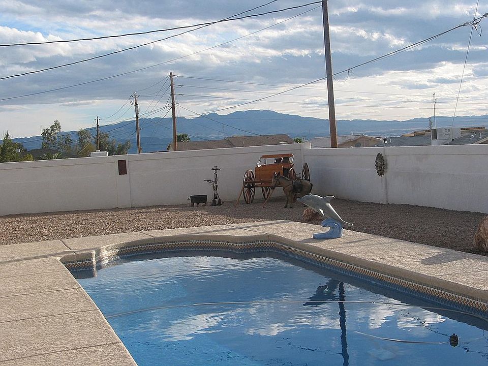 2nd image of 1375 Nautilus Dr