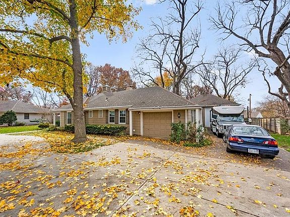 4th image of 6323 Robin Hood Dr
