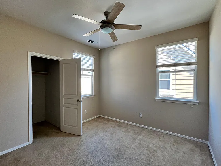3591 Sacramento Dr — Photo 14