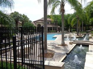 914 Normandy Trace Rd, Tampa, FL 33602