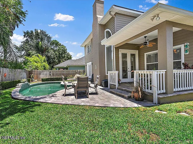 2884 Saint Maarten Ct — Photo 16