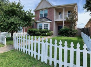 7015 Rancho Mission Dr, Houston, TX 77083