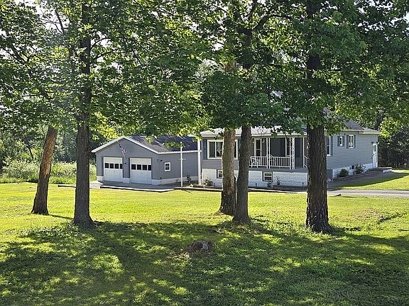 3rd image of 112 Gillen Ln