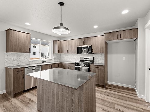 3rd image of 5408 S Desert Cactus Ave