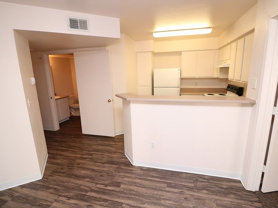 Kitchen with a breakfast bar