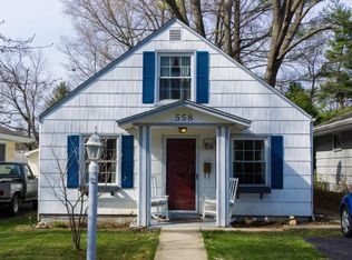 558 Chase Rd, Columbus, OH 43214