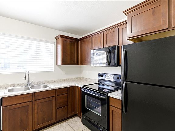 5th image of 14408 S Oakfield Way