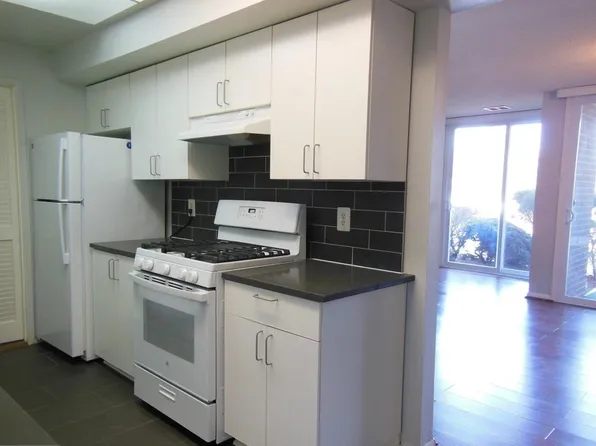 10237 Prince Pl, Upper Marlboro, MD