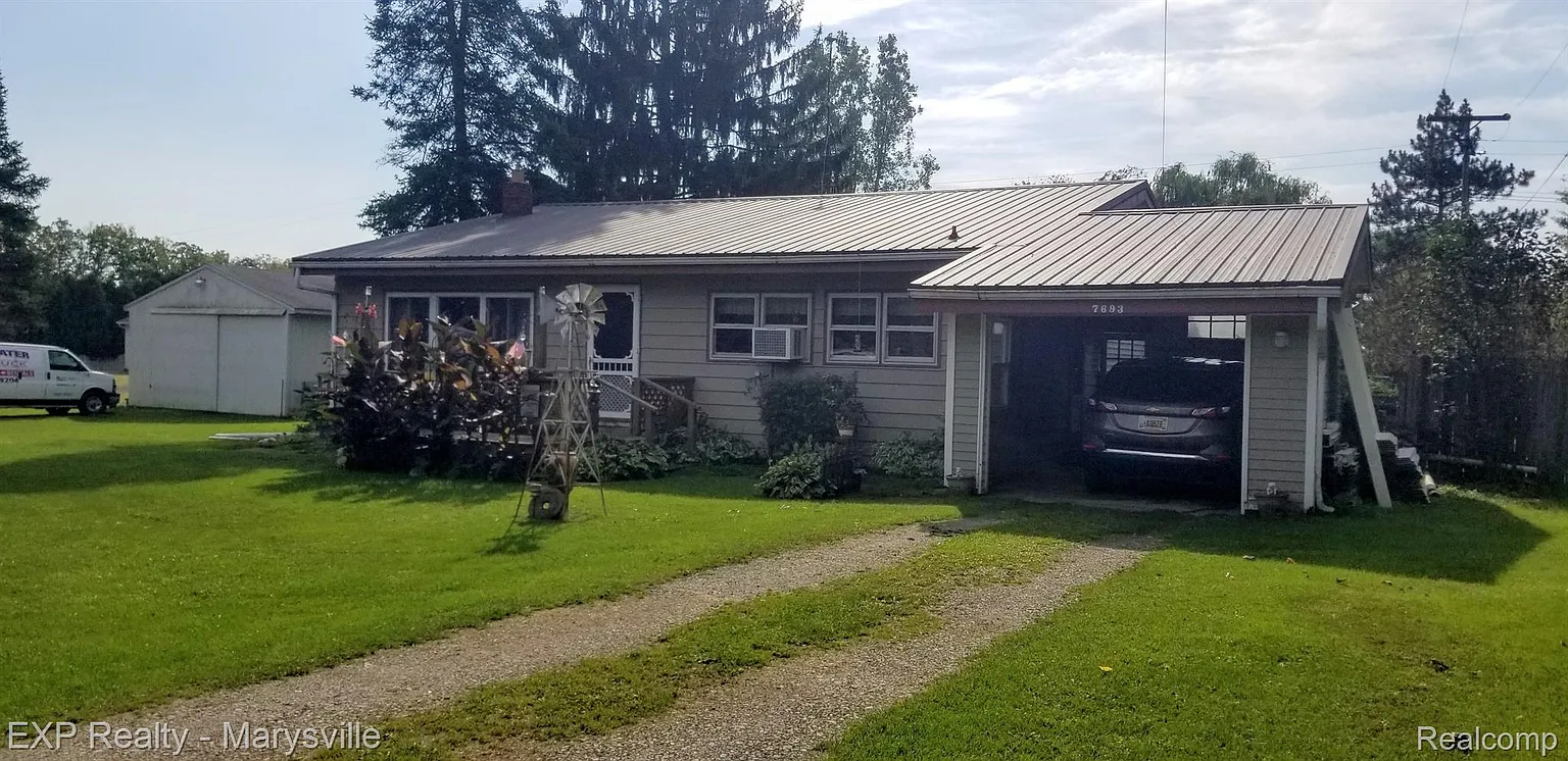 7693 Sparling Rd photo 1